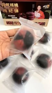 Bánh Gạo Lứt Táo Đỏ Mềm Dẻo Ngọt Nhẹ Thơm Ngon Được Lựa Chọn Nguyên Liệu Cẩn Thận