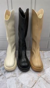 WYN Sepatu Long Boots Flat Korea BO9069