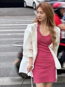 Missliu Fashio ชุดเดรสสำหรับผู้หญิงสไตล์ตัณหาแท้สีชมพูกุหลาบ2025ฤดูร้อนใหม่สาวเผ็ดเข้ารูปพอดีกระโปรงสั้นเน้นสะโพกพันรอบ