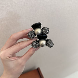 Shark Fin High Ponytail Clip Sparkling Diamond Small Size Side Bangs Womens Fashion Hair Accessories Elegant Hair Grips