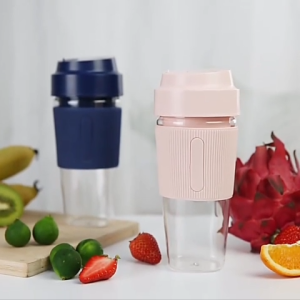 Blender Portable Juicer Wireless Juicer Mini 300 mL 6 Mata Pisau/Blade 22000 RPM Battery 2000 mAh
