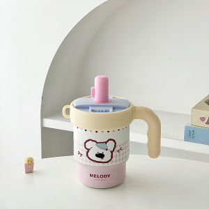 High Aesthetic Appeal Stainless Steel Insulated Cup With Handle and Straw Cute Bear Design