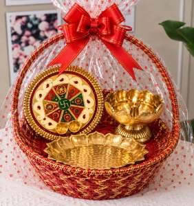 🎁 Festive Gift Hampers – Customized for Every Budget! 🎁. Diwali 🪔 Christmas 🎄 housewarming weddings corporate gifting return gifts & special occasions. ✨