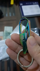 พวงกุญแจโลหะอัลลอยด์ พวงกุญแจโลหะ พวงกุญแจโลหะอัลลอย คุณภาพชั้นหนึ่ง ทนทาน ไม่เป็นสนิม สําหรับรถยนต์ และรถจักรยานยนต์ ระดับไฮเอนด์ สร้างสรรค์ เป็นของขวัญที่ดีมาก