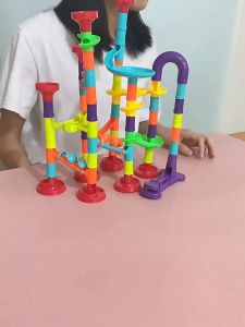 Marble Run รางลูกแก้ว 105 ชิ้น ตัวต่อและ รางท่อแสนสนุก