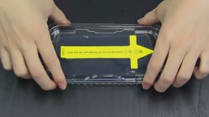 Pelindung Layar Tempered Glass Super Fit Superfit Film Anti Spy Automatic Glossy Kompatibel Untuk Itel RS4 Itel P55 NFC 4G Itel P55 5G Itel S23 Itel P40 Itel A60 Itel A60s