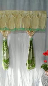 Rèm Cửa Sổ Thanh Ngọc Vải Gấm Màu Xanh Ngọc Xẻ Giữa Nhiều Kích Thước