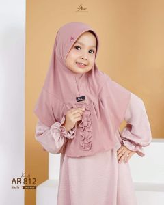 Jilbab hijab bergo krudung couple anak SD TK 5 6 7 8 tahun wanita terbaru new terlaris terkini modern kekinian murah viral 2024 Arrafi AR 812 kids daily simple best seller adem cantik kepang pet antem bahan stella cantik bayar di tempat COD gratis ongkir