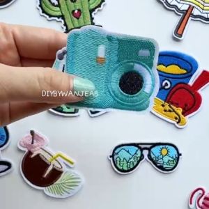 DIY รีดติดเสื้อรีดกับผ้าที่เป็นติดบนอุปกรณ์นักเรียน รองเท้า และกระเป๋า สำหรับการติดเสื้อผ้างานปัก ซ่อมเสื้อ