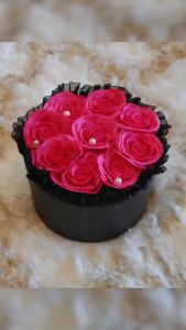 Buket Mawar Premium dalam Kotak Hadiah - Hadiah Sempurna untuk Anniversary & Pacar
