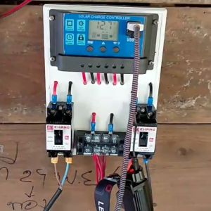 ชุด ชุดนอนนา ชุดควบคุมชาร์จไฟพลังงานแสงอาทิตย์ รุ่น PWM 30A ระบบ 12V และ 24V แผงสำเร็จรูป แปลงไฟไม่ได้ แถมฟรีปากคีบ ราคาถูก พร้อมส่ง