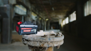 Bosch 1x / 2x 18V EXPERT 5.5Ah Battery Combo ( 1x GAL18V-40 Charger ) GAL 18V-40 Charge FAST CHARGING STARTER KIT