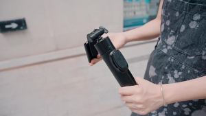 Penghantaran dari China [2025] Tongkat Selfie efon Boleh Ditindan  Pendirian efon Siri Bersepadu eskopik Mudah Alih Tongkat Selfie Foto Bluetooth 3.1