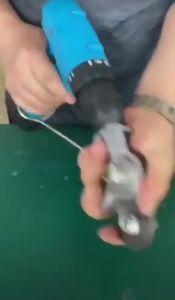 Đầu cắt tôn cắt tôn sóng thép và inox.Lưỡi cắt tôn gắn máy khoan. đầu cắt tôn gắn máy khoan