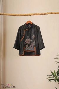 Spring New Arrival Womens Designer Embroidered Cotton Shirt Daily Wear Traditional Chinese Style Top Fashionable Ethnic Wear