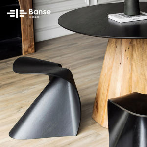 Solid Wood Stool Household Scandinavian Dining Chair Designer Chair Minimalist Dining Table and Chair Restaurant Stackable Creative Side Table