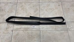 KARET RELL CANEL RUN KACA GLASS DEPAN DMAX 4JH 4JH1 4JJ 4JJ1 ASLI