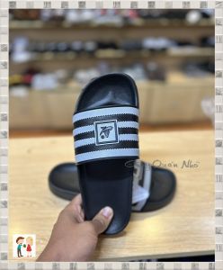 Dép quai ngang nam DME290 sản phẩm nổi bật để sử dụng hàng ngày cỡ 5-8 màu đen và xanh