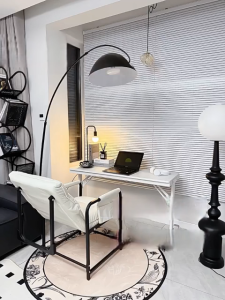 ORA Ghế sofa làm việc cho người lười có thể ngồi hoặc nằm tựa lưng có năm mức điều chỉnh có ba màu để lựa chọn.