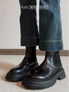 รองเท้าบูทเชลซียาวสั้นผู้หญิง หนังแท้ สีดำ ทรงหัวมน ฤดูใบไม้ร่วง/ฤดูหนาว รองเท้าบูทสไตล์ย้อนยุคแบบลำลองสำหรับผู้หญิง