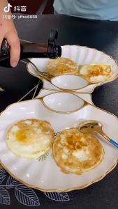 Non-stick Four-hole Egg Pan