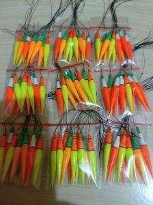 pelampung ikan mas gacor isi 10 pcs untuk ukuran 4 cm di kirim warna campur
