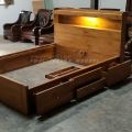 Dipan Box Custom Minimalis Warna Natural Doff, Tempat tidur Box kayu jati TERMURAH ,BISA COD. 