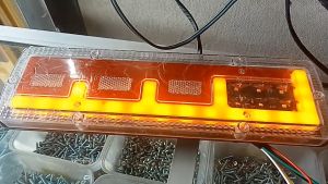 LAMPU STOP MUNDUR BELAKANG 12V RUNNING L300 CARRY GRAND MAX SUPER DEFENSE UNIVERSAL