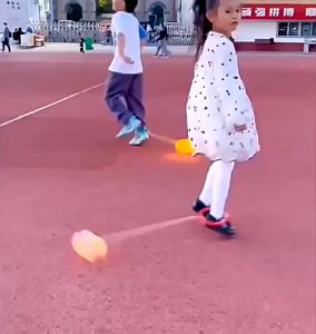 กระโดด ลูกบอล ลูกบอลเด้งเรืองแสง เชือกกระโดด Swing Ball ของเล่นกีฬาออกกำลังกายแสนสนุก เล่นสนุกไฟกระพริบ