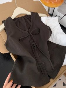 เสื้อกั๊กแขนกุดหลวมๆ สำหรับผู้หญิง คอวี แขนกุด ทรงหลวม ใส่สบาย ระบายอากาศได้ดี ฤดูร้อน 2025 แฟชั่นลำลอง