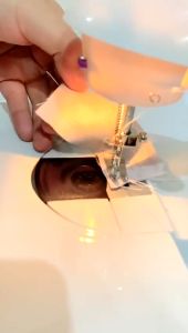 Mesin Jahit Mini Portable (Ada Mejanya) / Mesin Jahit Portable / Mini Sewing Machine