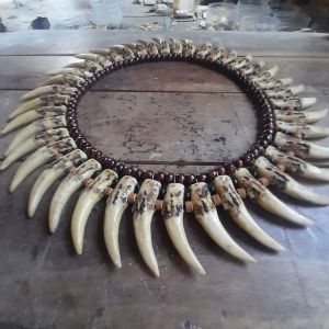 Kalung Dayak Bidayuh Variasi Setengah Lingkaran Kalung Etnik Dayak Taring KW