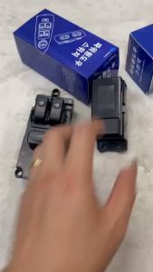 Bộ 2 công tắc bấm kính xe MT2 HD65