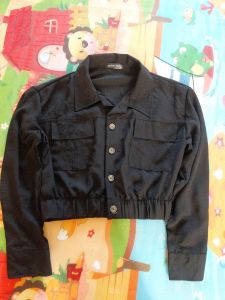 เสื้อเชิ้ตแขนยาวทรงครอปไซสM