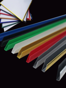 ขอบปุ่มพลาสติกสีสันสดใสสำหรับขอบภาพวาด KT Board Foam Board เครื่องประดับตกแต่งขอบปุ่มสำหรับป้ายโฆษณา