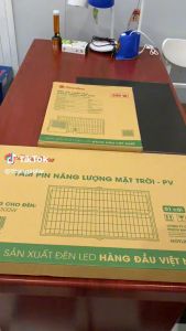 Đèn chiếu pha năng lượng mặt trời Rạng Đông 300W Model: CP03.SL.RAD 300W. - Chính Hãng bảo hành 2 năm chiếu sáng mạnh mẽ và tiết kiệm năng lượng