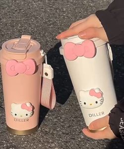 Media แก้วเก็บเย็น Hello Kitty แก้วกาแฟ แก้วกาแฟน่ารัก 500ML ถ้วยกาแฟสแตนเลส 316 แบบพกพา แก้วกาแฟร้อน แก้วกาแฟพร้อมหลอด มีฝาปิด มีเชือกพกพา