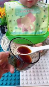 ผ้ากันเปื้อน พร้อมถาดรองซิลิโคน เหมาะสำหรับ 6 เดือนขึ้นไป