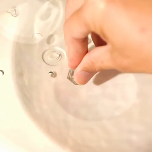 30/35cm Space Capsule Cat Bed Transparent Semi-Enclosed Cat Face Shape Cat Nest with Turntable Ball