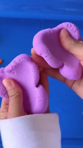 Kinetic Sand Playset with Moulds Inflatable toy with 39 models Safe non-toxic and odourless suitable for children