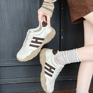 FREE BOX Sepatu Wanita Sneakers Wanita Sport Casual Korean Style Modern - 371