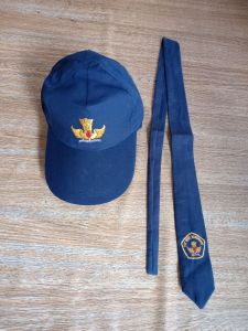 topi SMP biru- biru bordir belakang pakai karet