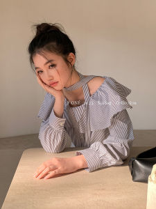 เสื้อเชิ้ตแขนยาวผู้หญิงสไตล์ฝรั่งเศส ทรงเข้ารูป ลายทาง ดีไซน์เก๋ไก๋ แขนกุด ผ่าหน้าอก ผูกโบว์ ทรงเข้ารูป