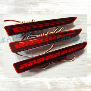 Lampu Reflektor Belakang Mobil Toyota Raize Rocky 2021 Reflector