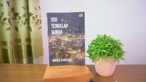 Buku Novel Sisi Tergelap Surga – Brian Khrisna / Gramedia