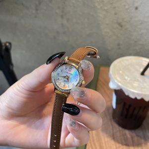 Retro Colorful Butterfly Watch for Women Quartz Movement Artificial Leather Strap Round Dial Luxury Lightweight Style
