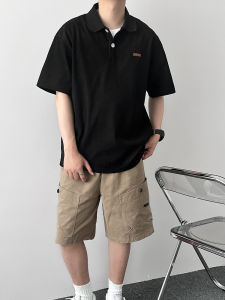 เสื้อยืดคอโปโลแขนสั้นสีดำสำหรับผู้ชาย WIE STUDIO ทรงหลวม ทรงหลวม ทรงปกติ ฤดูร้อน สไตล์ญี่ปุ่น ทรงหลวม แขนสั้น ปกติ