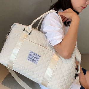 IMUTO Fashion Travel Bag For Women Large Capacity Gym Bag Sports Bag Lightweight Overnight Bag