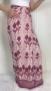 ผ้าถุงเย็บสําเร็จ ผ้าถุงลายปาเต๊ะ กว้าง 2 เมตร ผ้าถุงสําเร็จ ผ้านิ่ม ไม่ลื่น ซับน้ําดี สีไม่ตก SARONG ผ้าถุง ผ้าถุงสําเร็จ