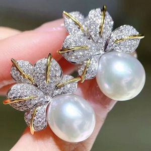 Huitan Two Tone Flower Pear Imitation Pearl Earrings for Women New Luxury Aesthetic Female Earrings Wedding Party Trendy Jewelry